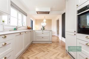 Photo 25- click for photo gallery